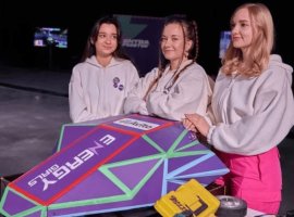 Самые необычные конструкции роботов четвертого этапа чемпионата «Битва роботов» - изображение 1