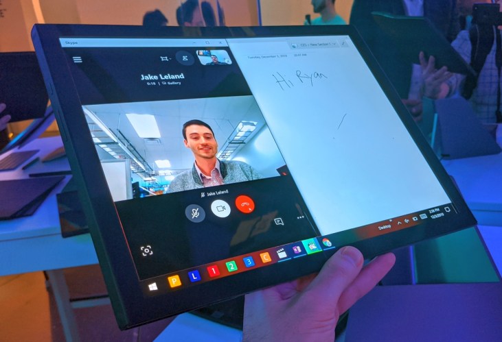 Галерея Dell показала прототипы двухэкранного ноутбука и лэптопа со складным экраном - 7 фото