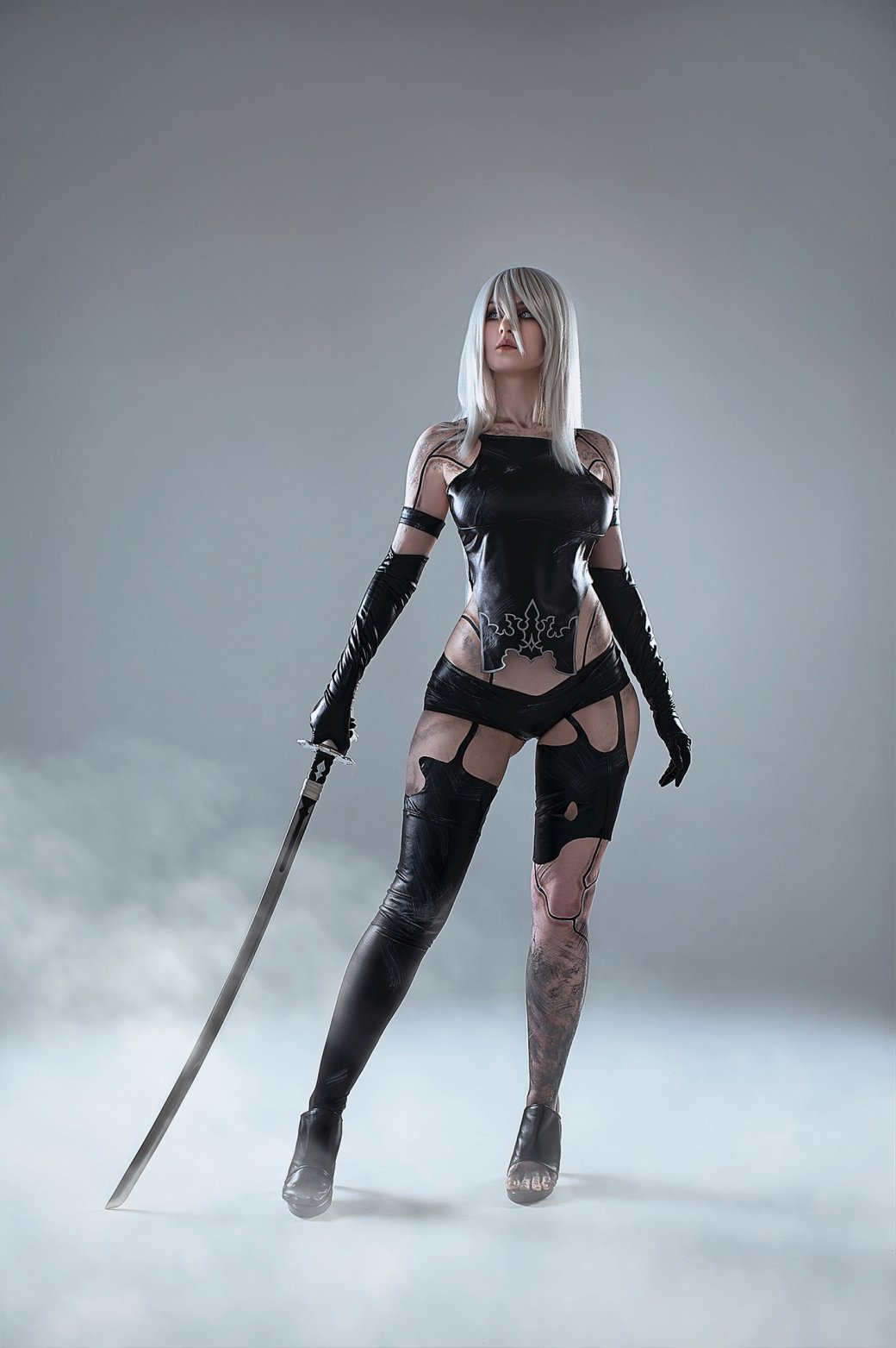 Галерея Косплеер показала А2 из Nier: Automata - 8 фото