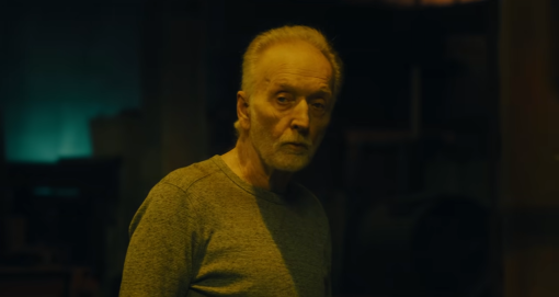 Джон Крамер вернулся для новой жестокой игры в официальном трейлере «Пилы 10» Кино Гуру
