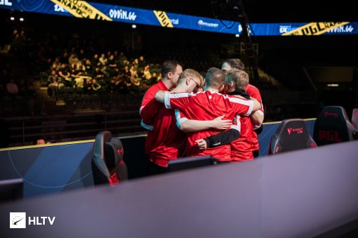 FaZe, MOUZ, Astralis и Falcons прошли в полуфинал PGL Cluj-Napoca 2025 по CS 2