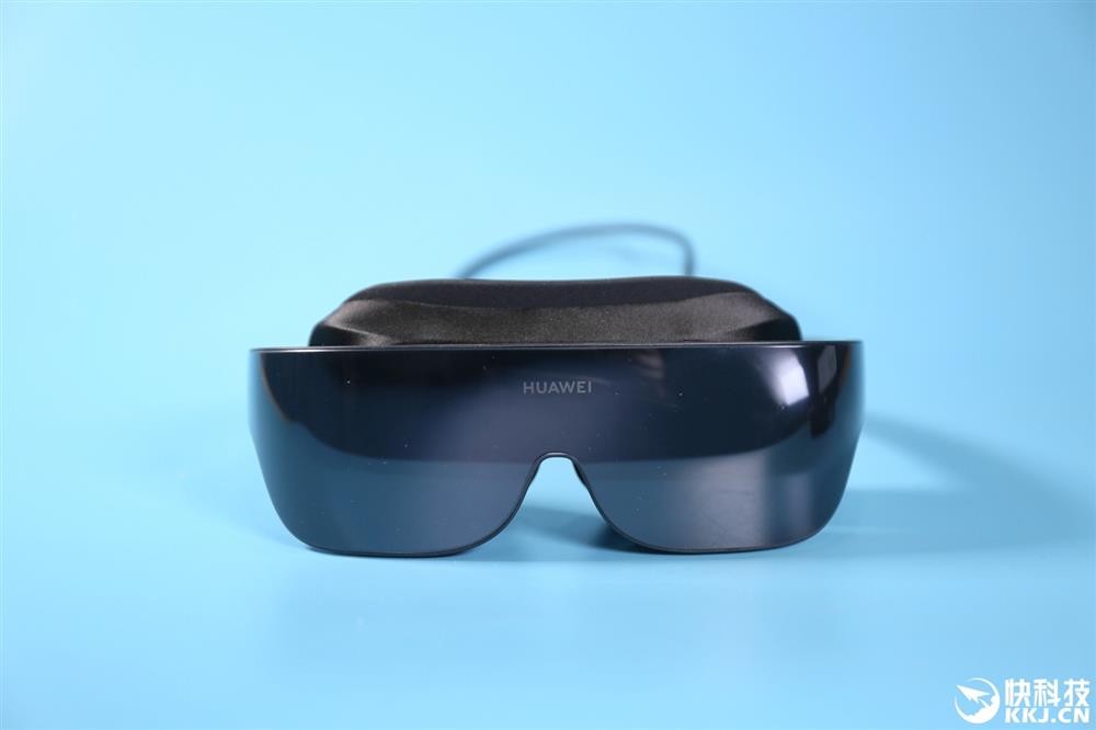Галерея Huawei выпускает в продажу очки VR Glass - 4 фото