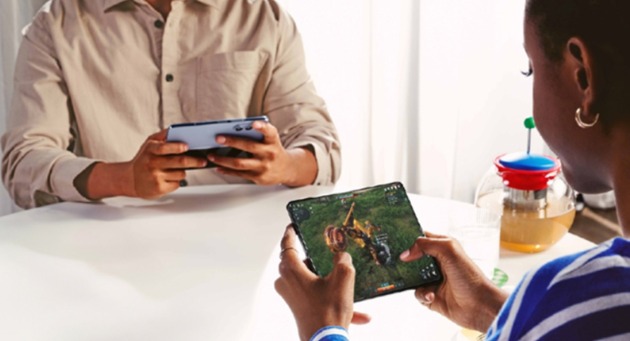 Обложка: Samsung