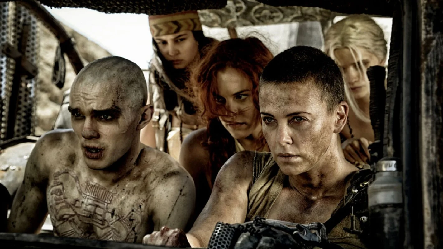 Couverture : image tirée du film « Mad Max : Fury Road »