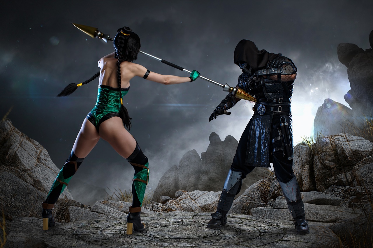 Косплееры показали эпичную битву  Джейд и Нуба Сайботома из Mortal Kombat