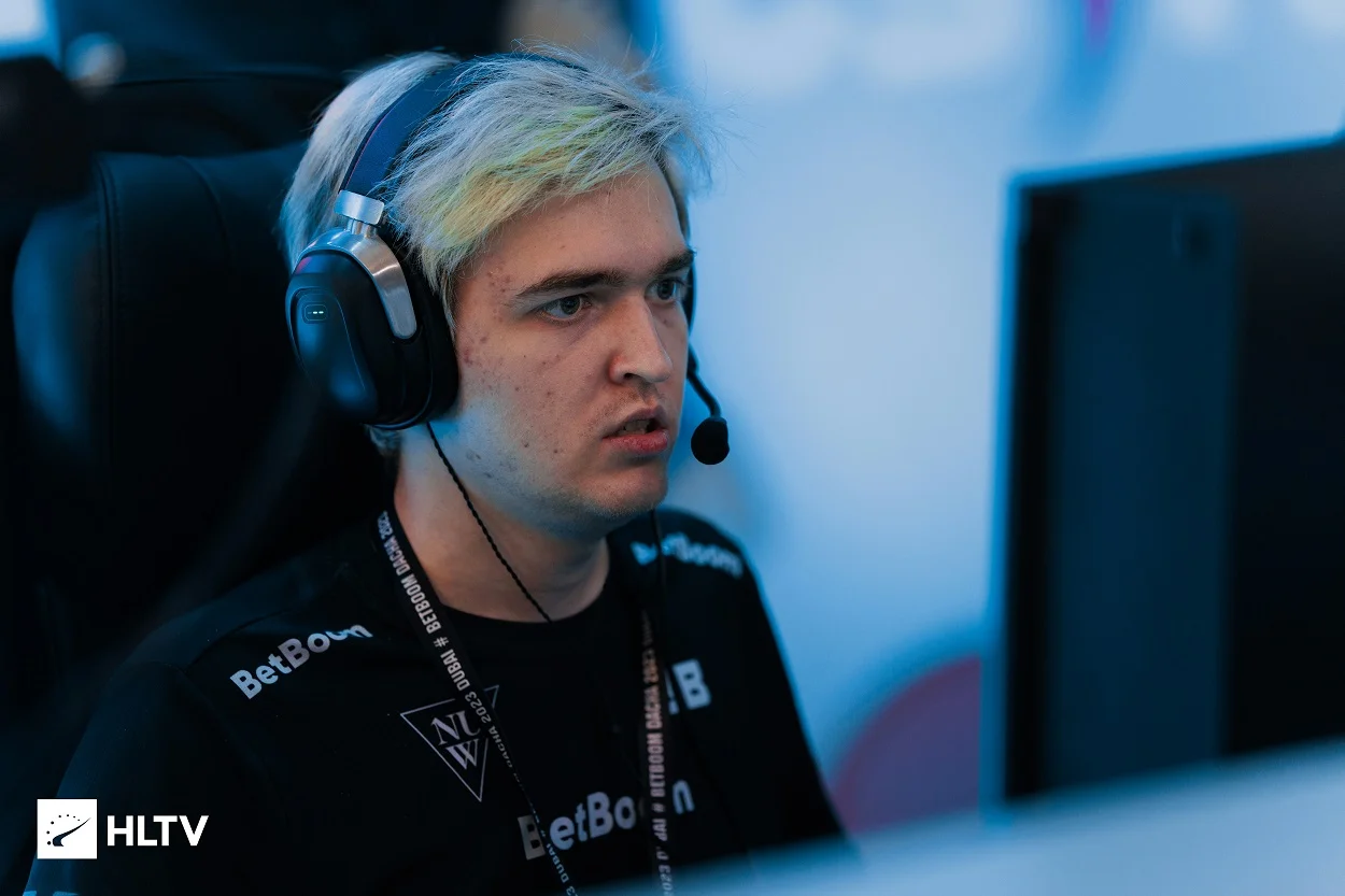 Обложка: hltv