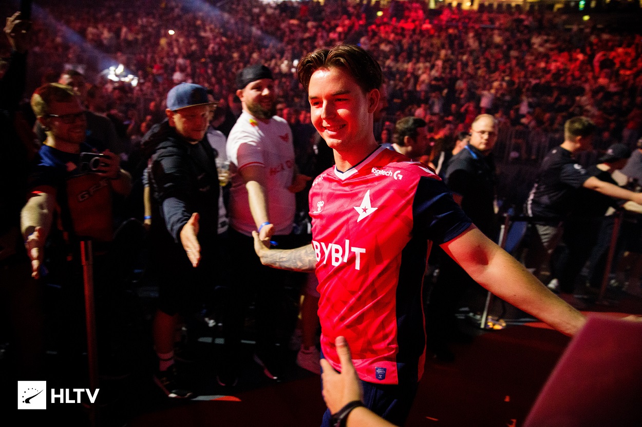 Обложка: hltv
