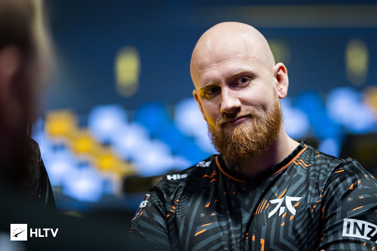 Обложка: hltv