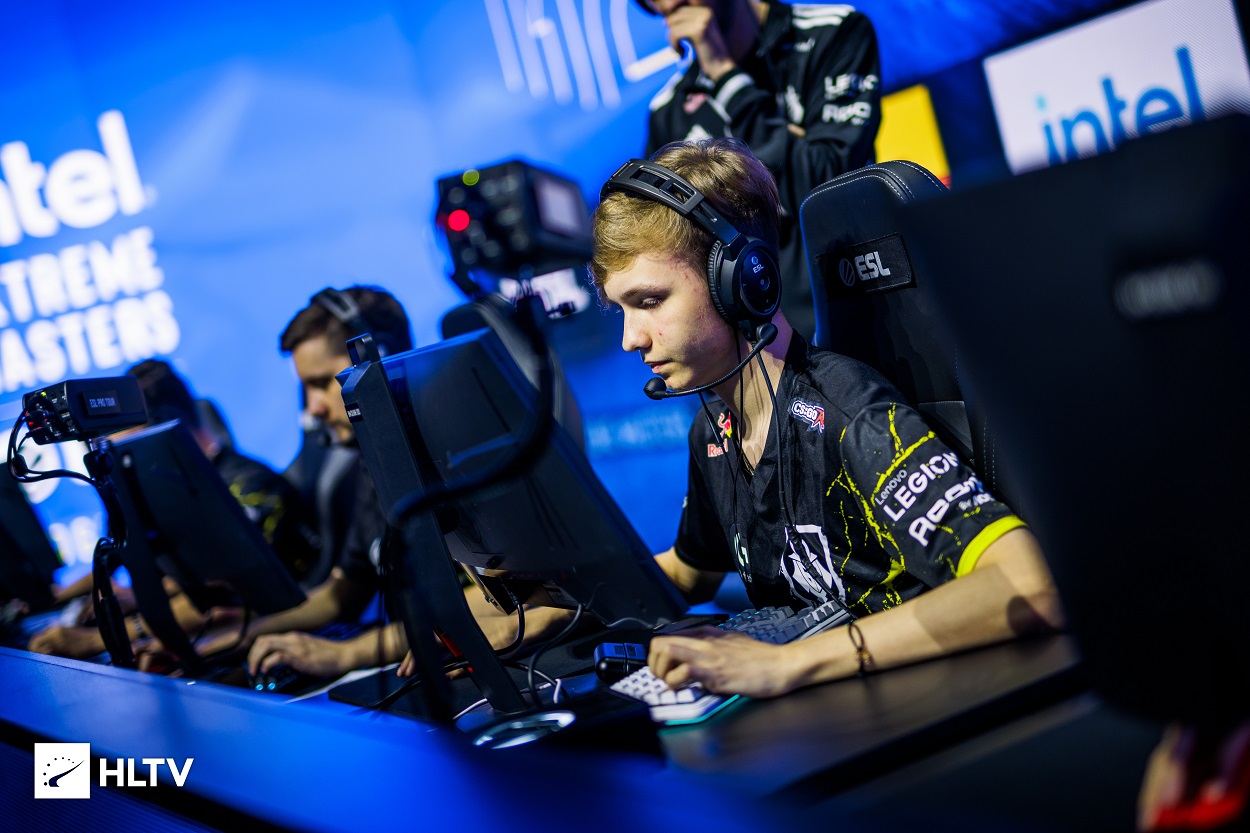 Обложка: hltv