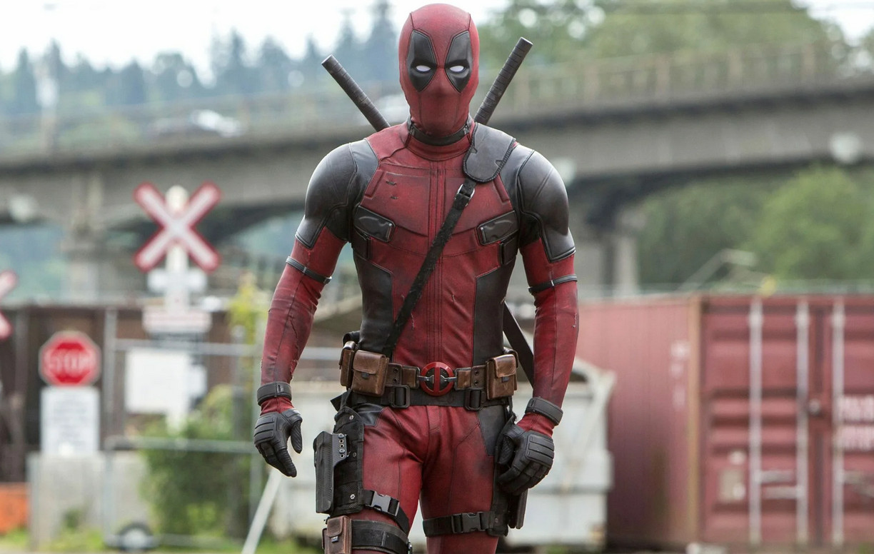 Обложка: фото со съёмок Deadpool