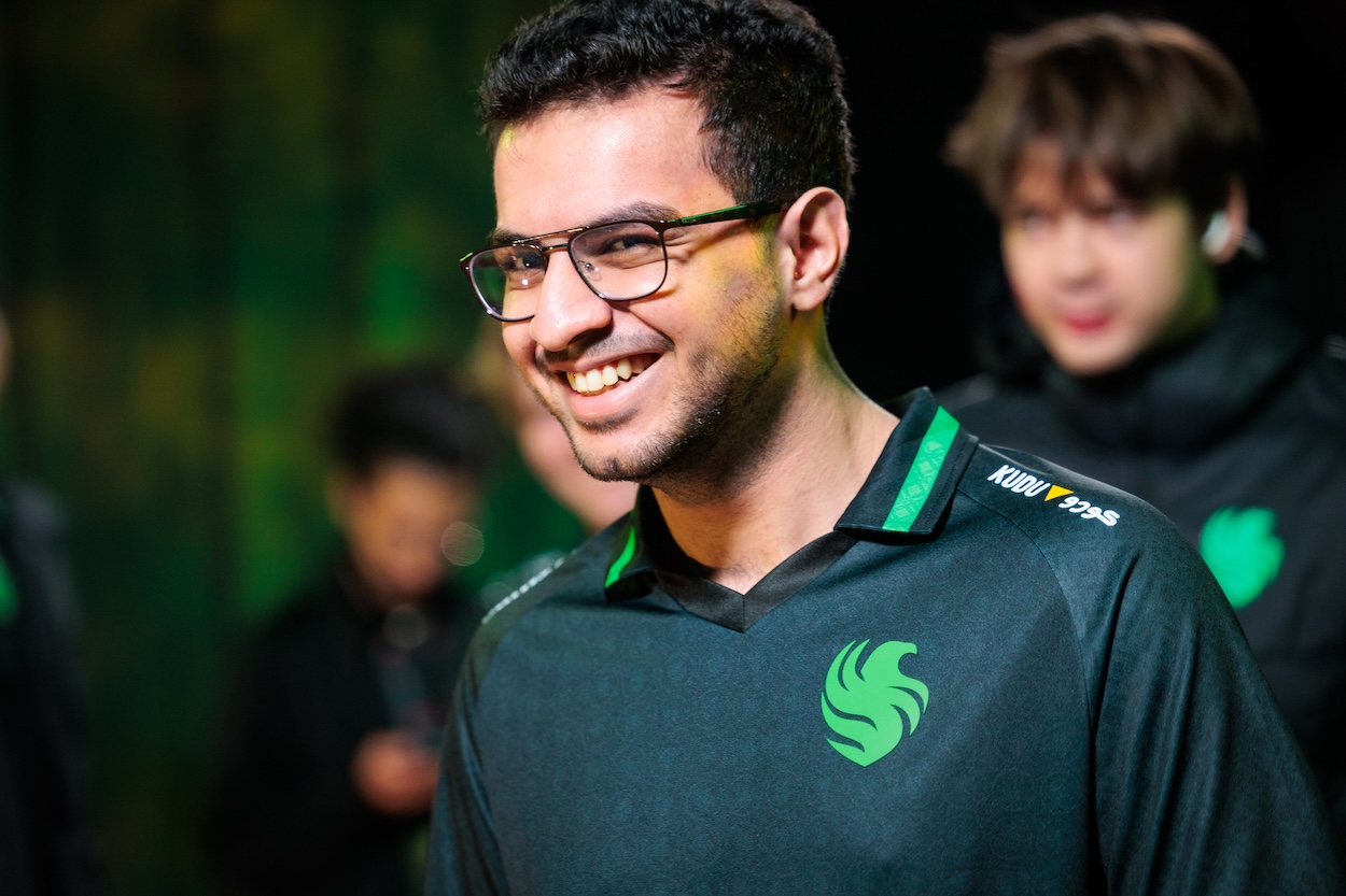 Обложка: Valve