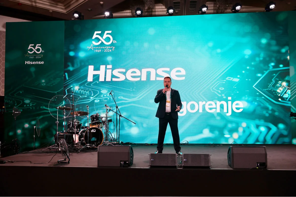 Hisense провели ежегодную партнерскую конференцию в Москве - изображение обложка