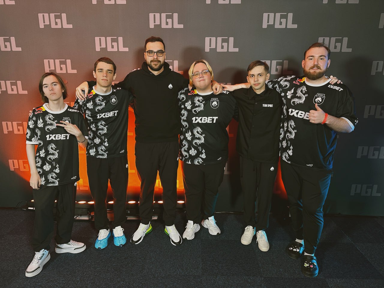 Обложка: Team Spirit