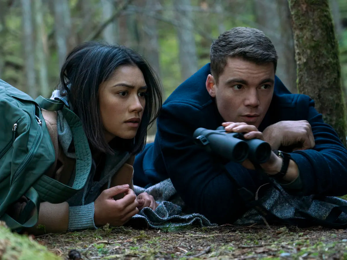 Обложка: кадр сериала «Ночной агент»