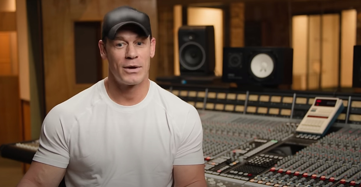 Обложка: кадр из ролика Mortal Kombat 1 - John Cena is Peacemaker