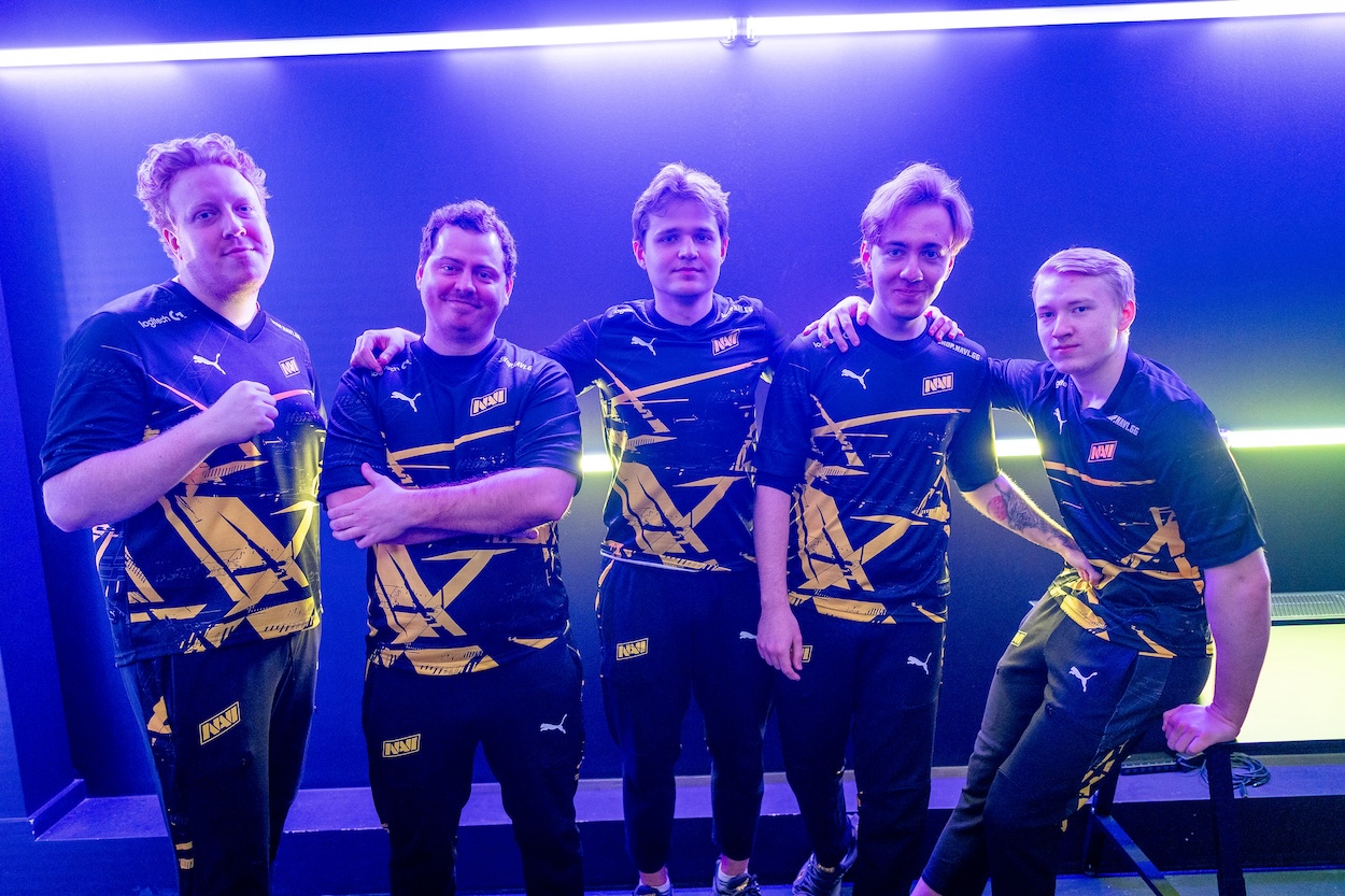 Обложка: Riot Games