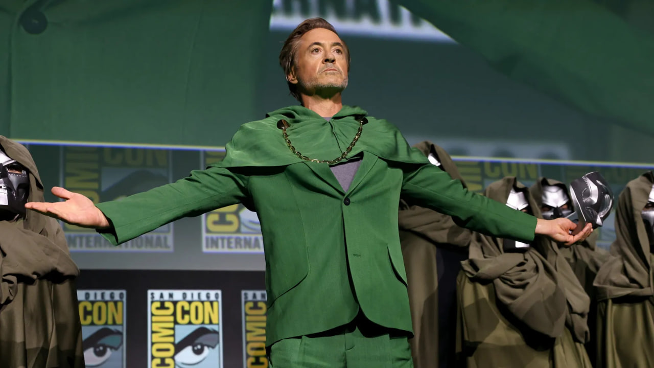 Обложка: Роберт Дауни-младший на Comic-Con
