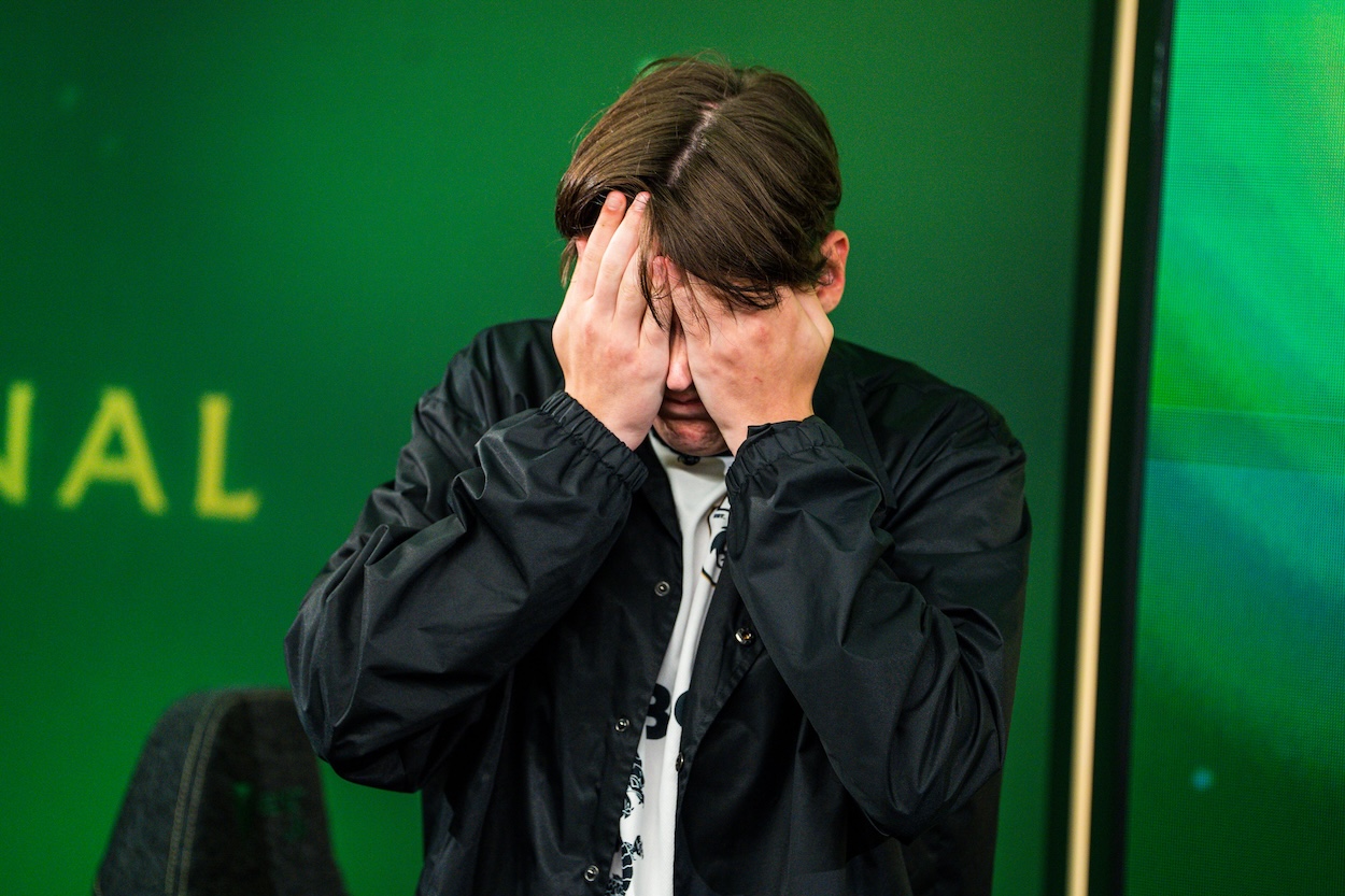 Обложка: Valve