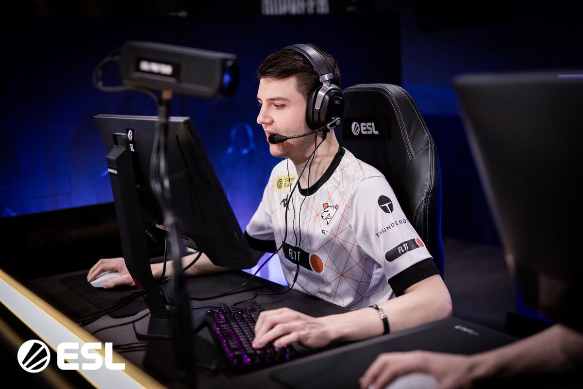 FL1T из Virtus.pro по Counter-Strike 2 объяснил, почему команда делает ставку на молодых игроков