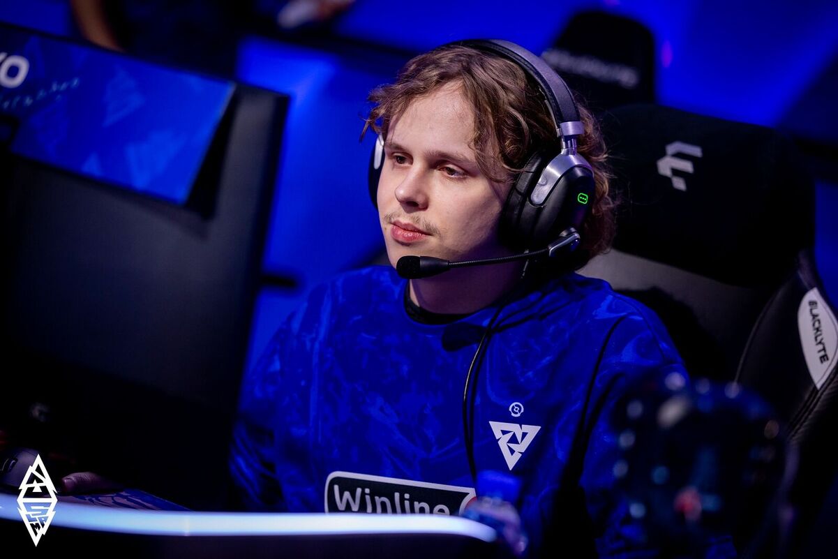 dyrachyo оценил игру Pure~ в Tundra Esports по Dota 2 и сравнил его с Crystallis