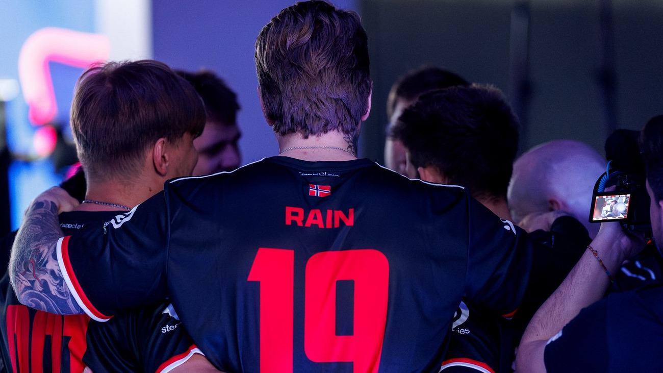 Новости о переходе rain в запас FaZe Clan