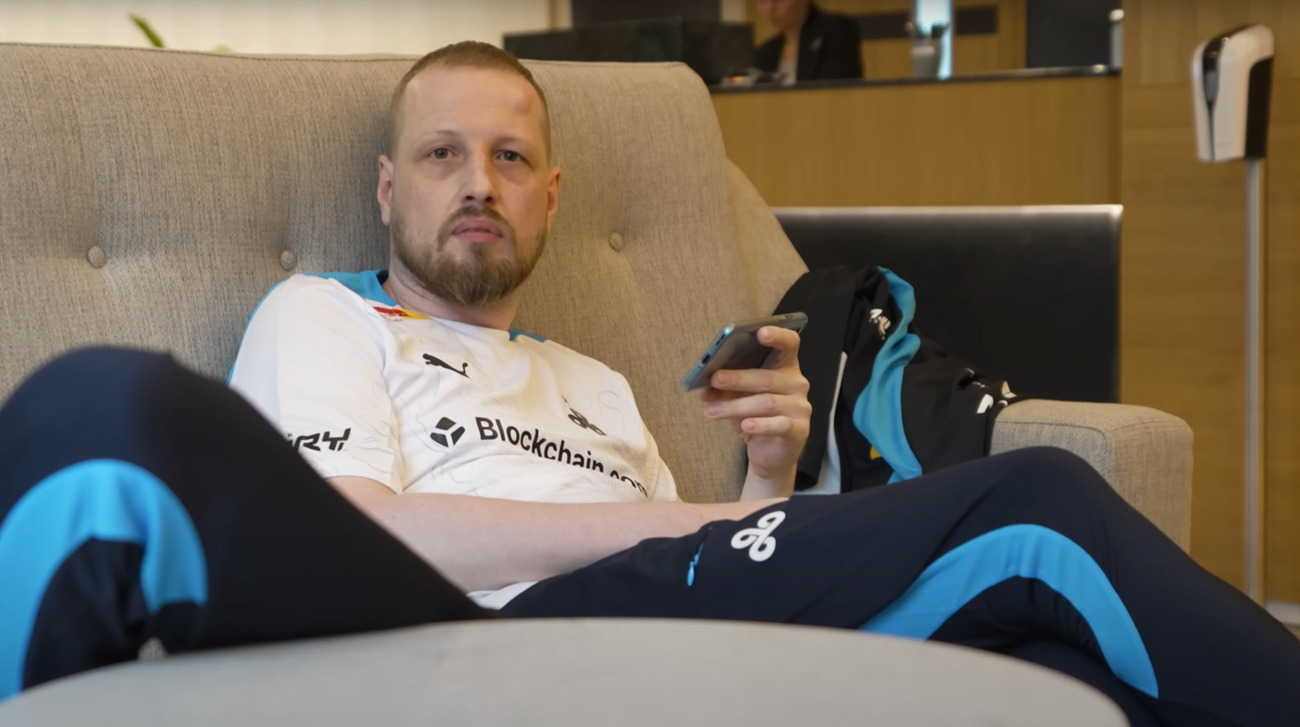 Тренер Virtus.pro по Counter-Strike 2 покидает состав команды