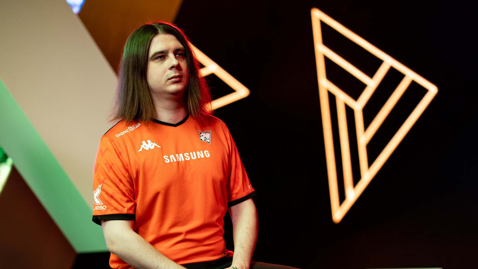 Игрок Virtus.pro выделил героев Disruptor, Pugna и Jakiro в патче 7.39e Dota 2