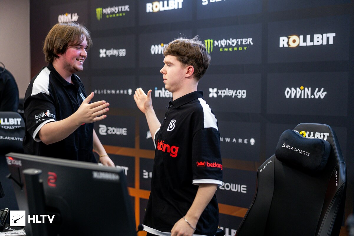 Игроки украинской B8 уничтожили соперников и ворвались в топ мейджора по Counter-Strike 2