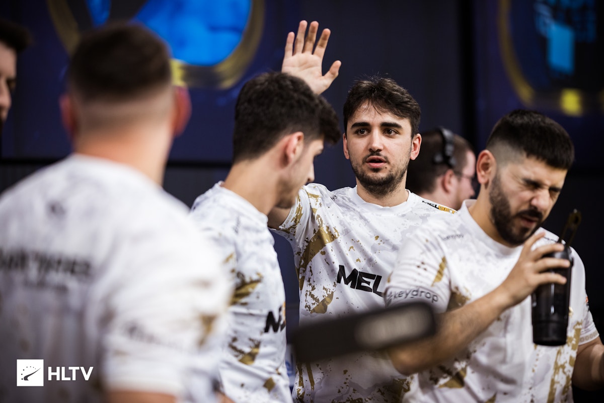 Инсайдер сообщил о планах Eternal Fire собрать интернациональный состав в Counter-Strike 2