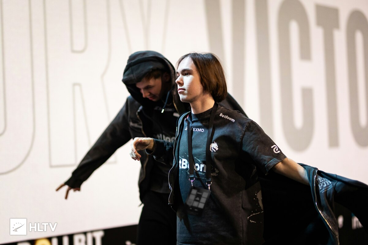 donk возглавил рейтинг лучших игроков третьей стадии StarLadder Major по Counter-Strike 2