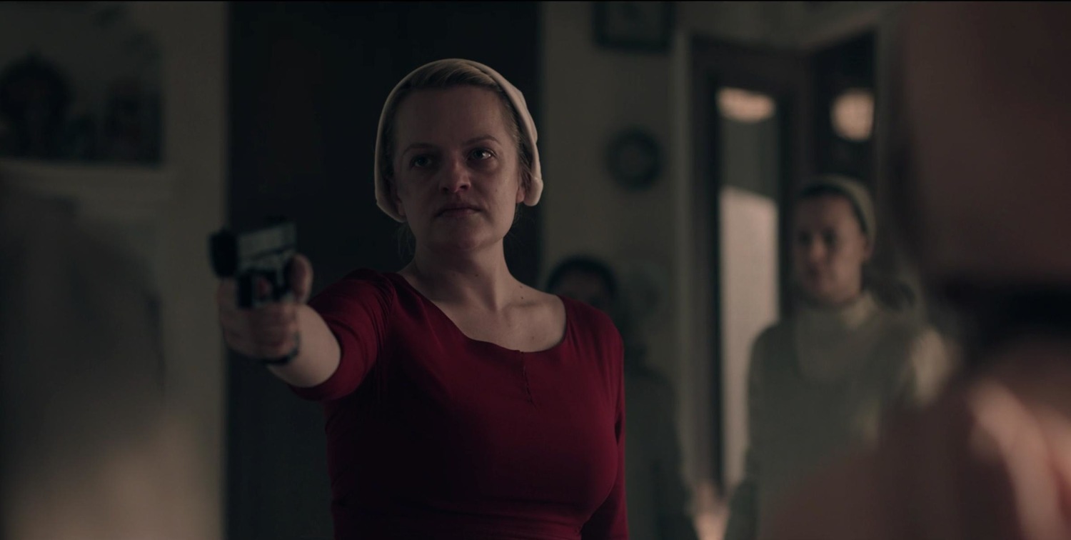 Обложка: кадр из сериала «Рассказ служанки»
