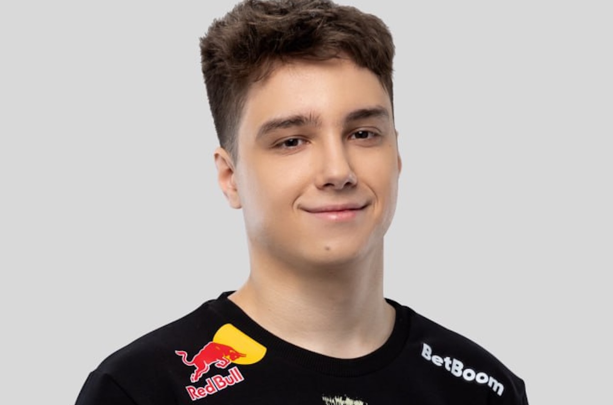 Обложка: Team Spirit