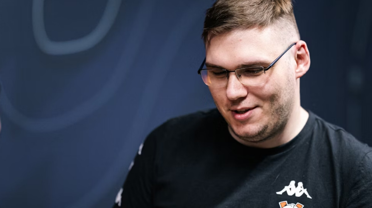 Обложка: HLTV
