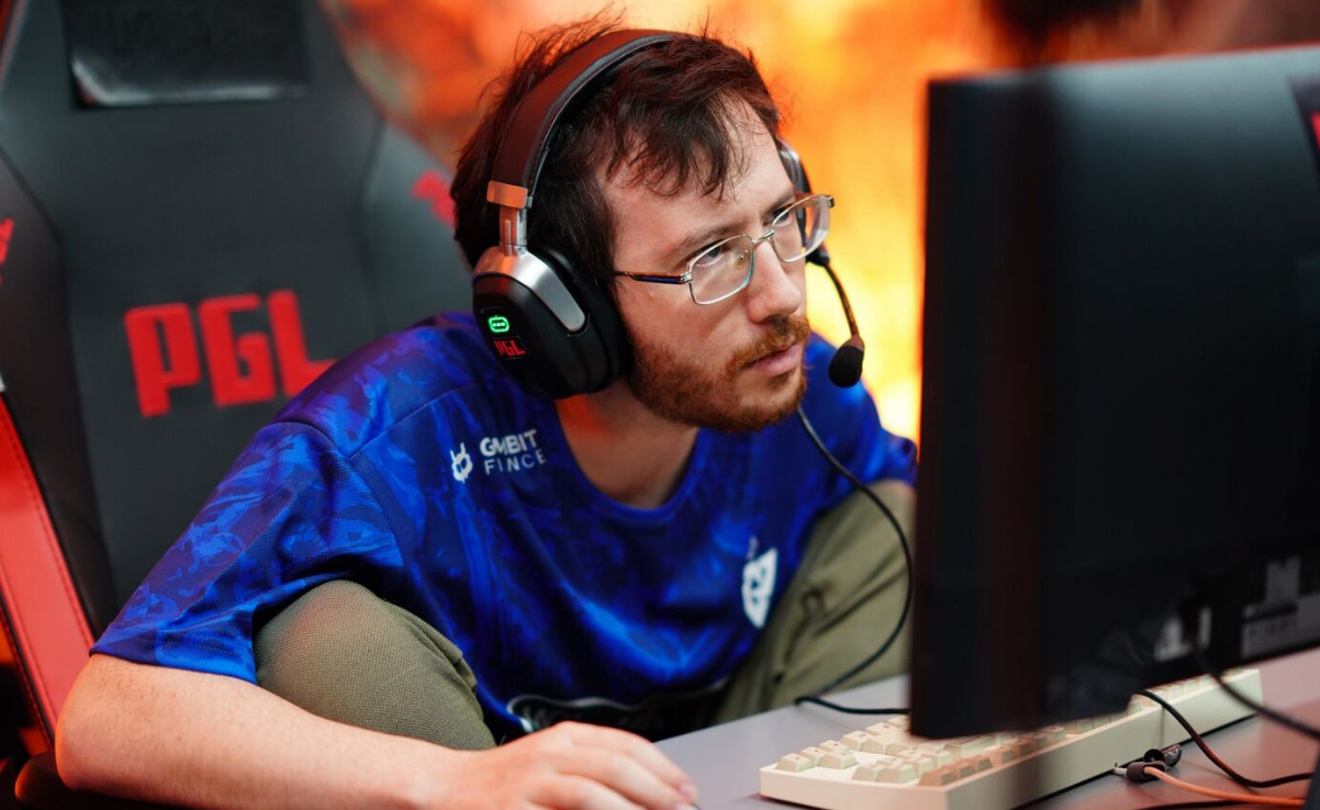 Обложка: PGL
