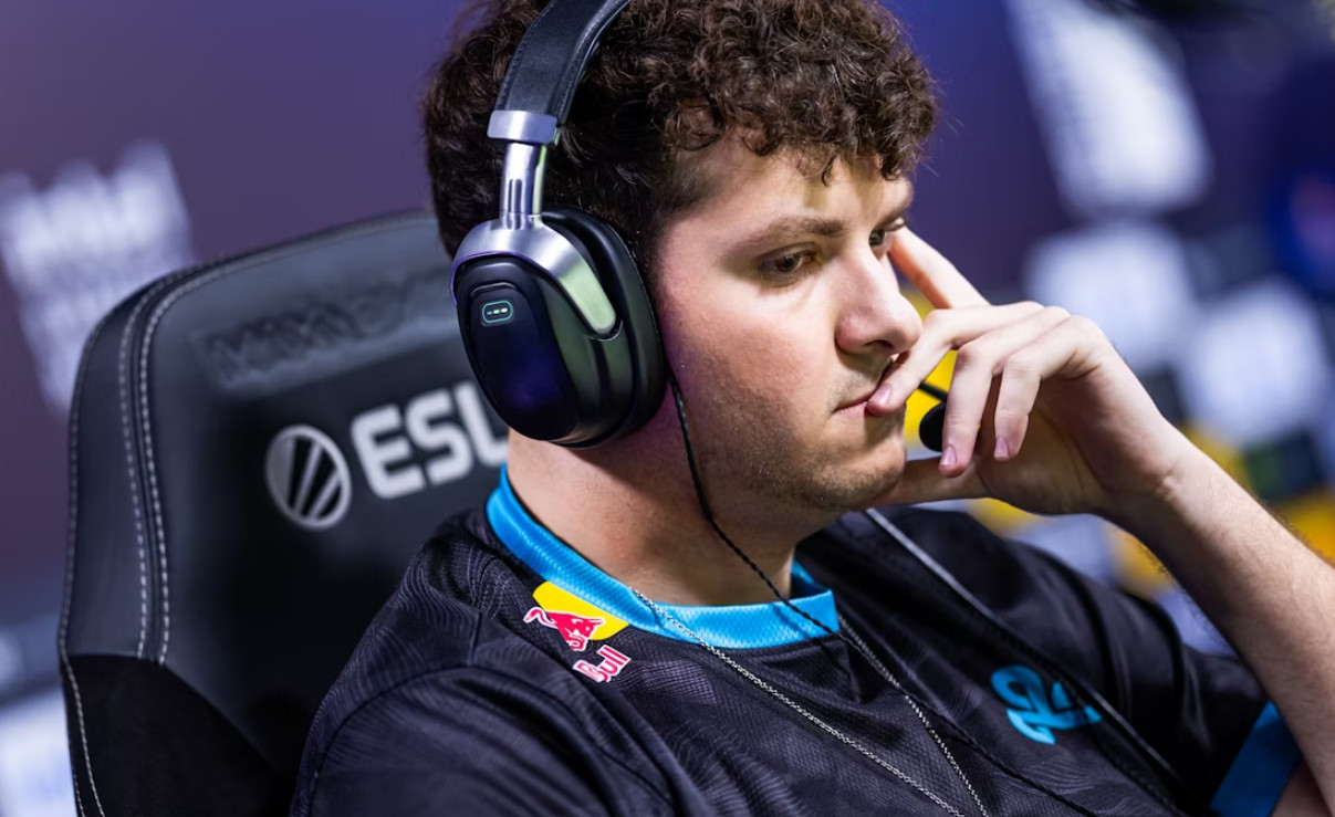 Обложка: HLTV