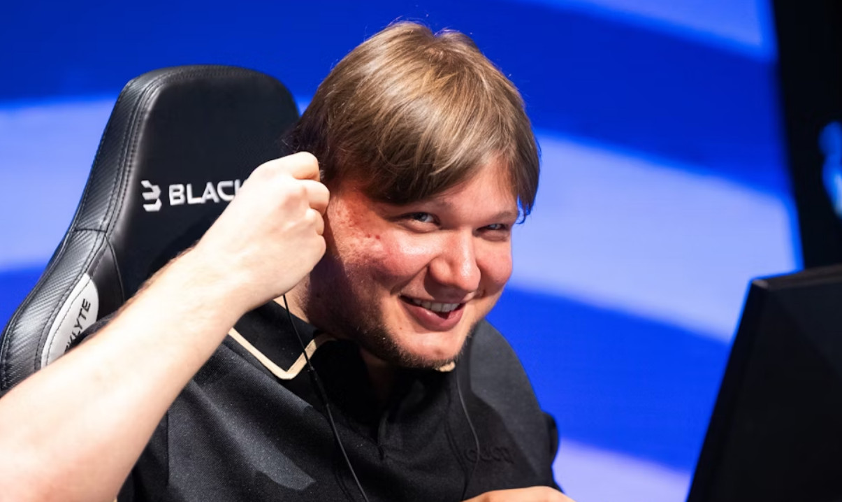 Обложка: HLTV