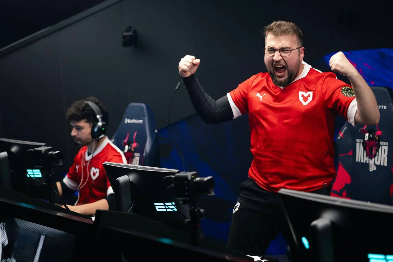 MOUZ прорывается в полуфинал Austin Major 2025 по Counter-Strike 2