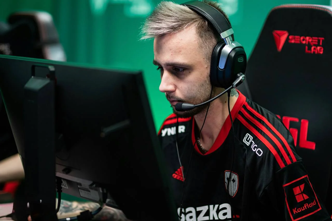 Counter-Strike 2: SINNERS садит MoriiSko и ZEDKO на скамейку запасных