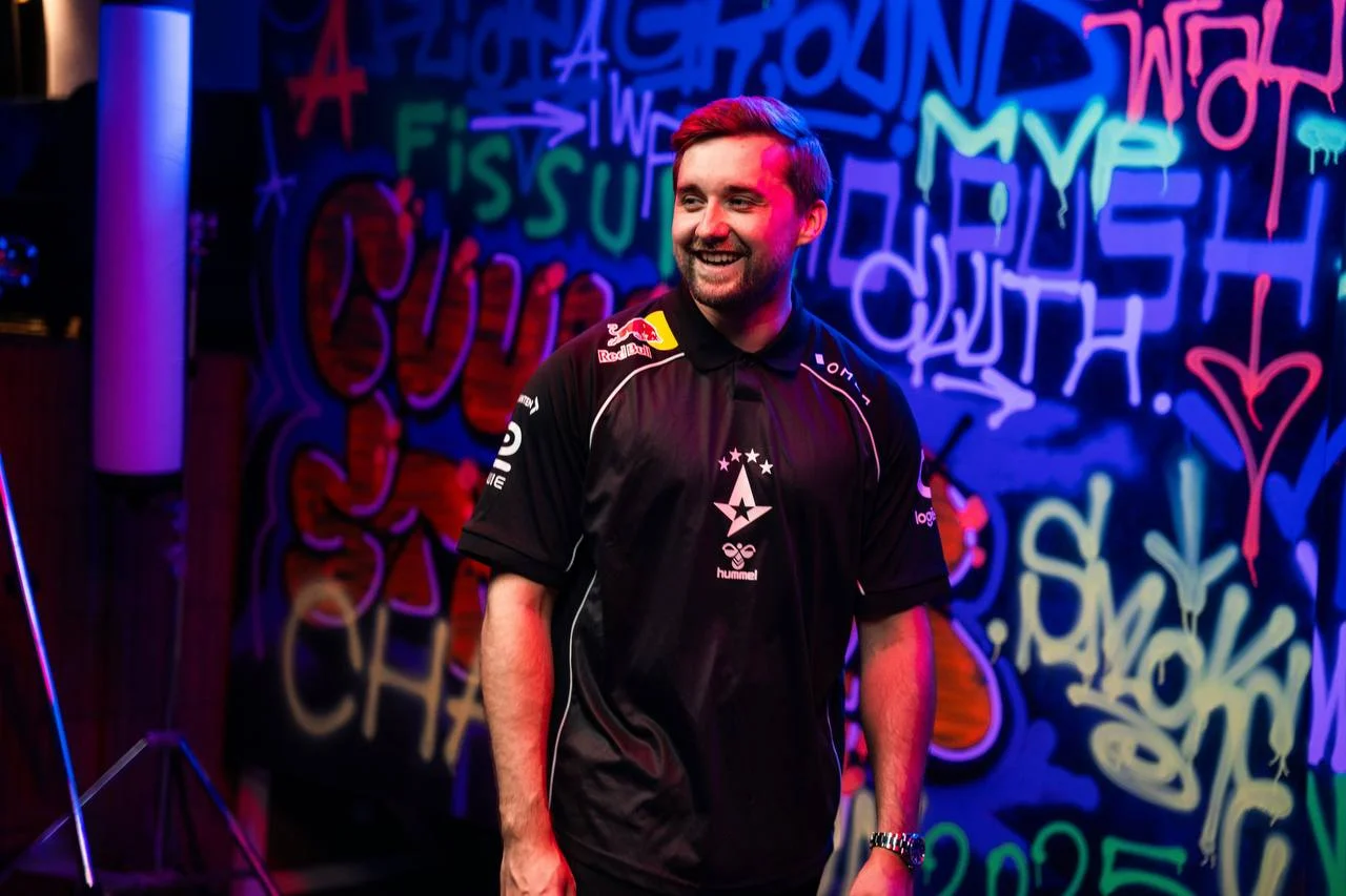 Капитан команды Astralis по Counter-Strike 2 дал интервью на турнире FISSURE Playground #1