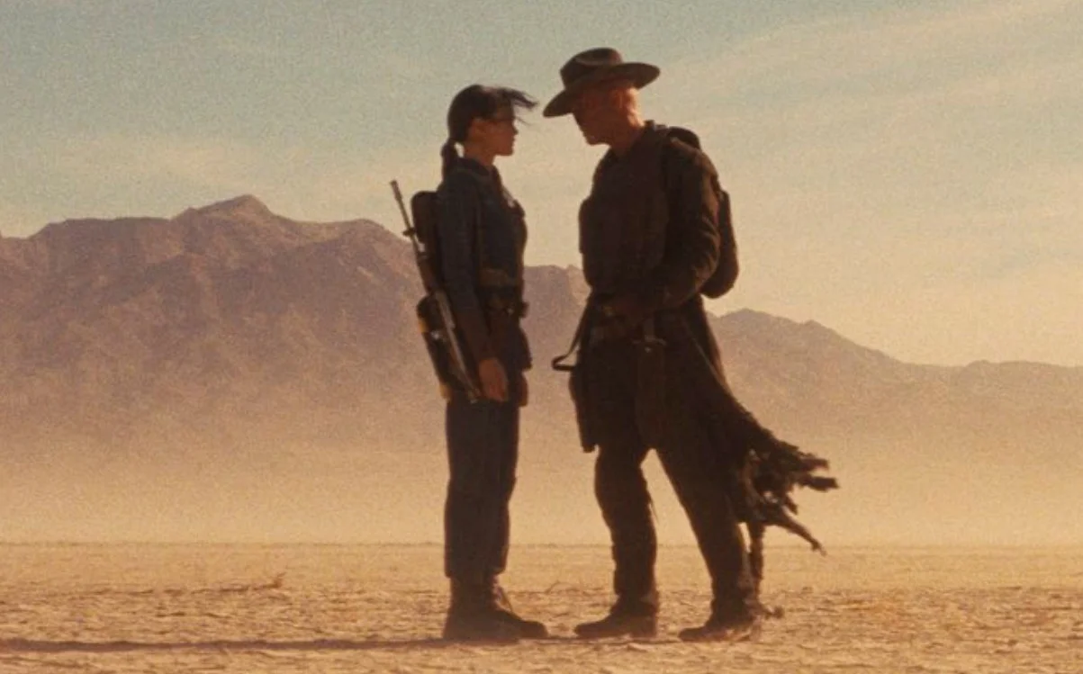 На первых кадрах 2-го сезона сериала Fallout показали главную героиню и других персонажей