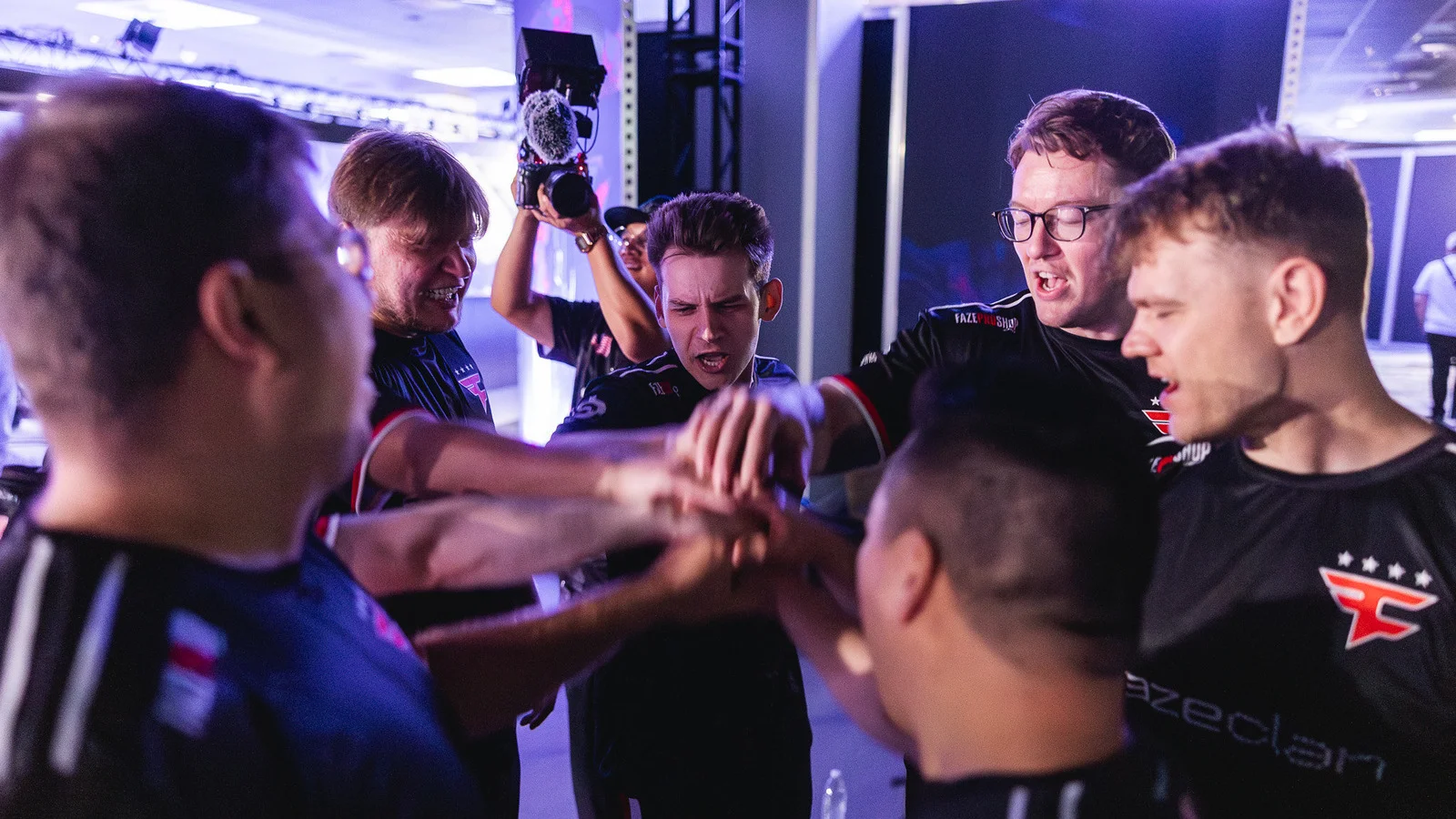 Thorin предложил BC.Game собрать вокруг s1mple костяк из karrigan, frozen и EliGE