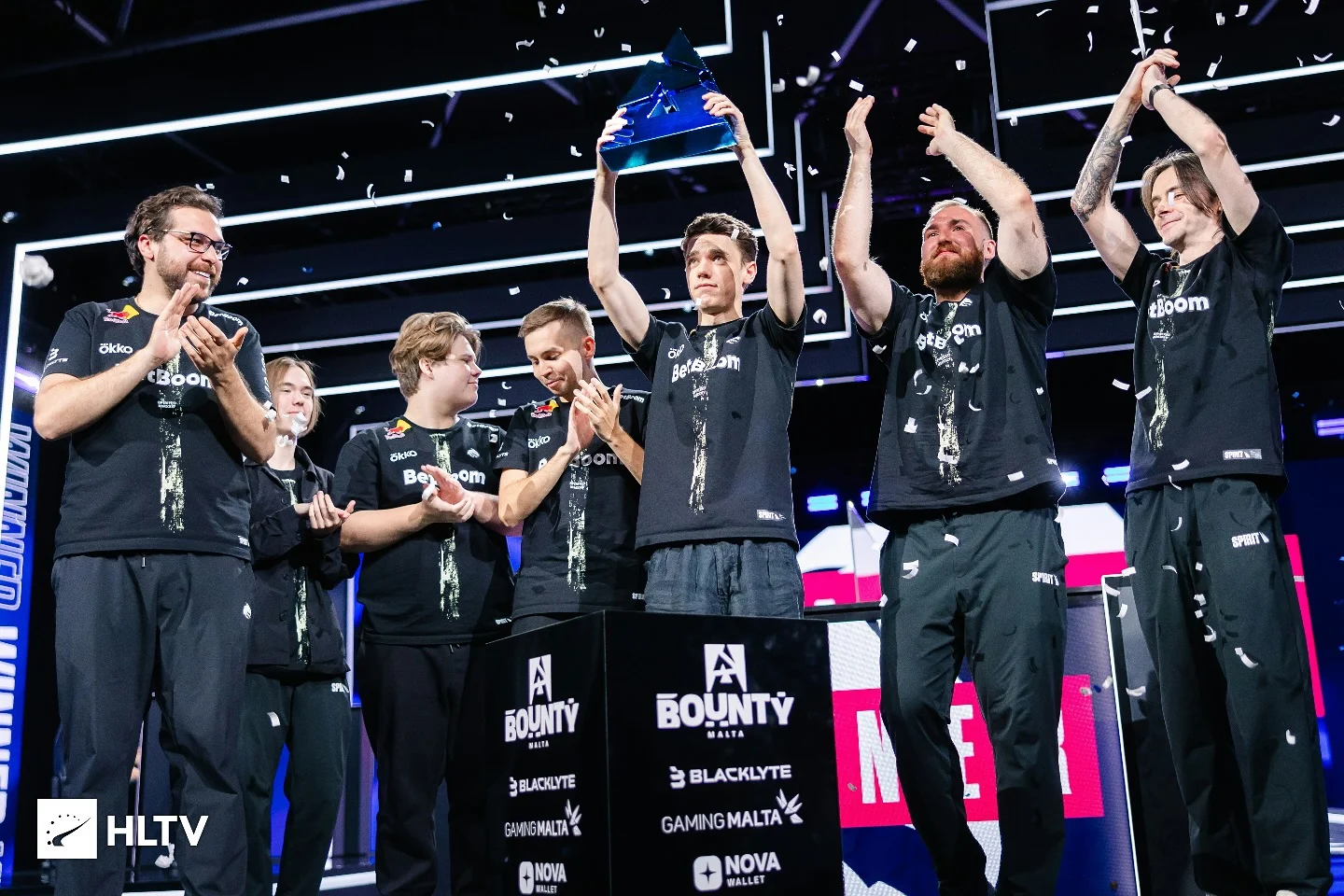 HEROIC обыграла Team Spirit по Counter-Strike 2 на Esports World Cup 2025