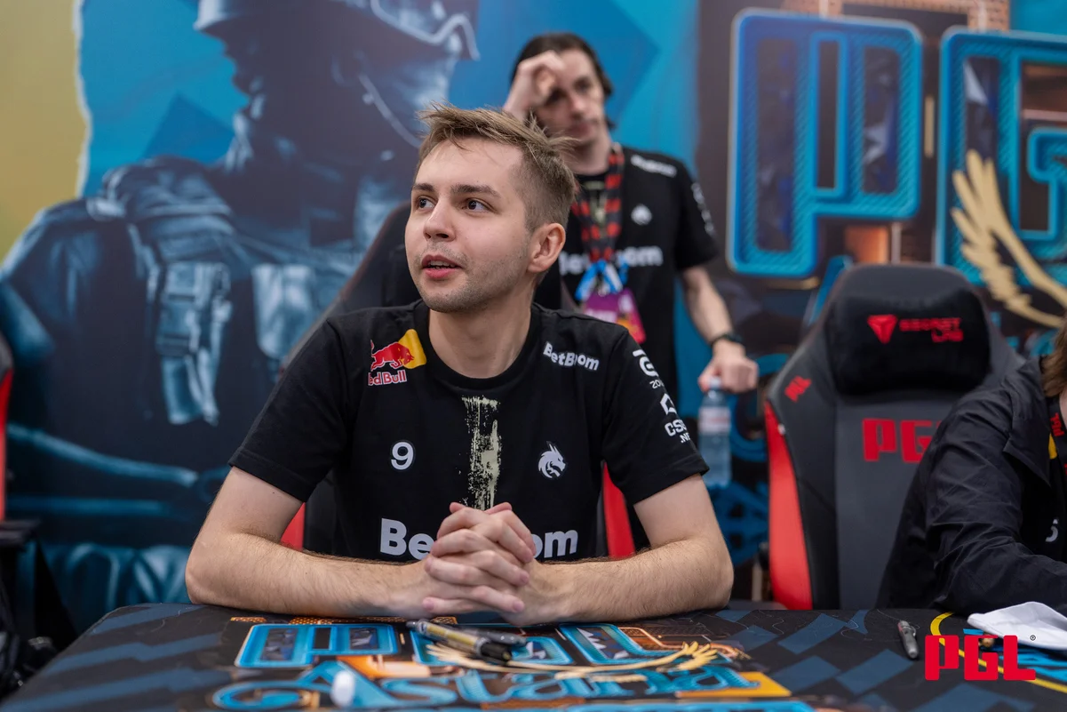 Sh1ro объяснил причины вылета Team Spirit с EWC 2025 по Counter-Strike 2