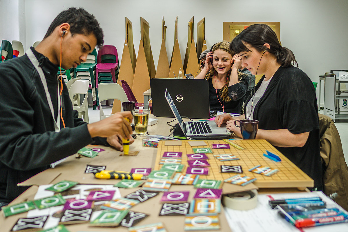 Обложка: участники Free Knowledge Game Jam 2015