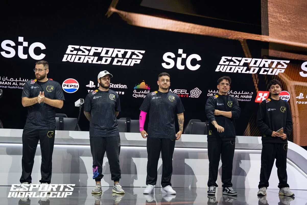 FURIA разгромила MOUZ на BLAST Open London 2025 по Counter-Strike 2