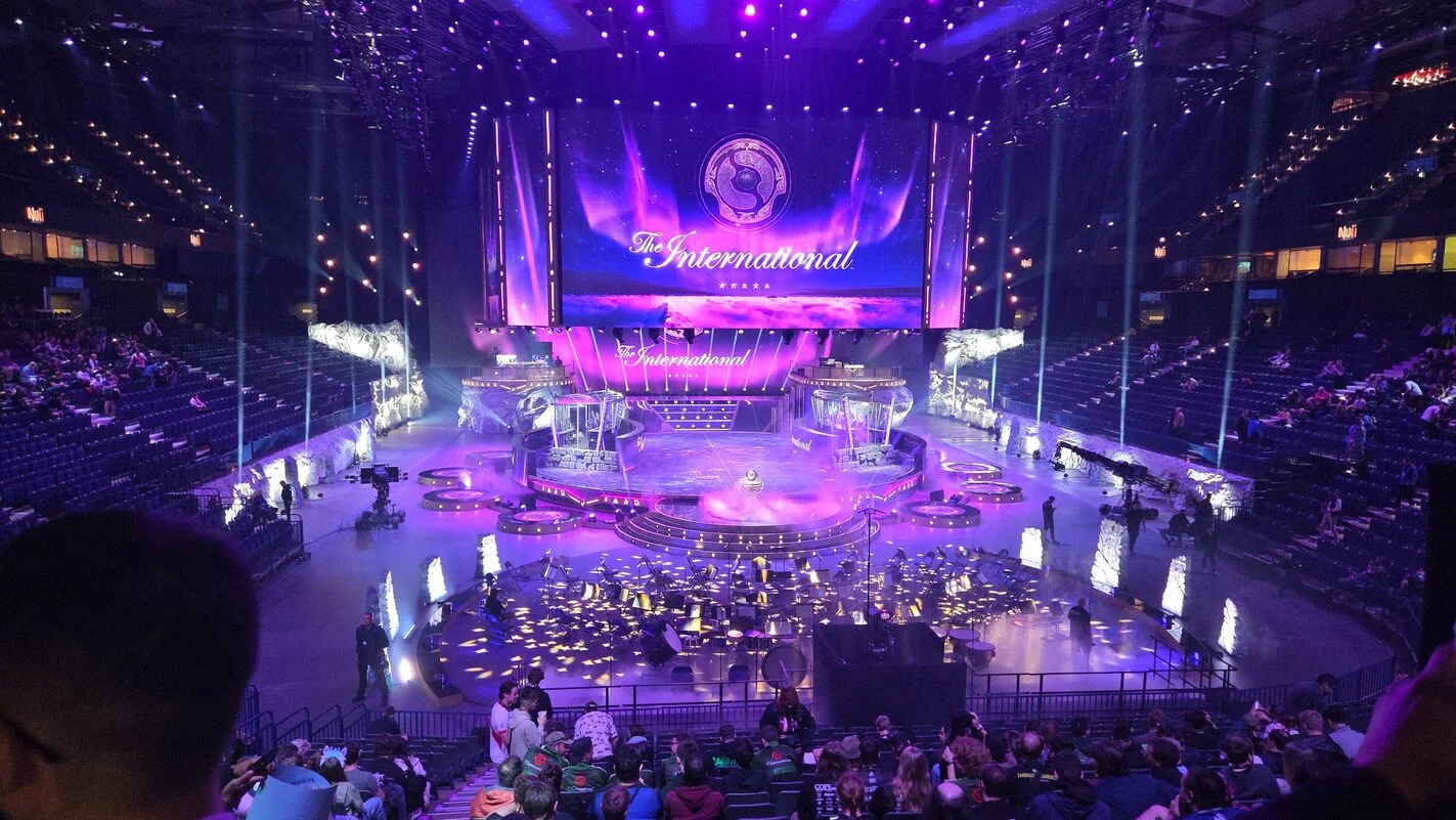 zverHDD поделился мнением о выступлении Falcons в плей-офф TI 14 по Dota 2