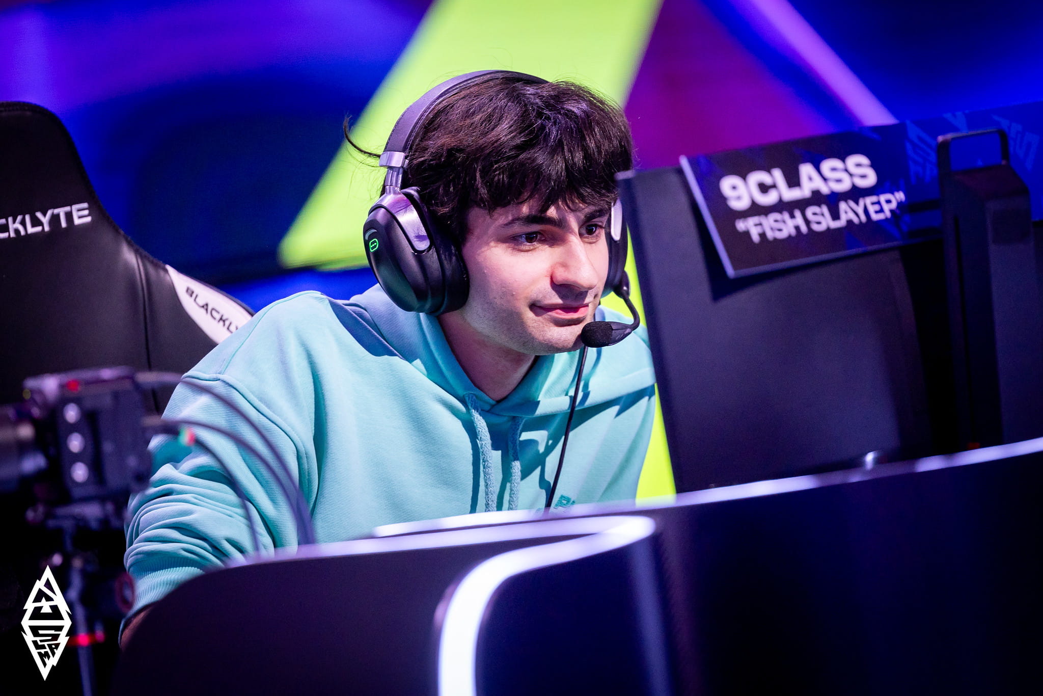 Саппорт PARIVISION по Dota 2 объяснил, почему школьникам проще стать киберспортсменами