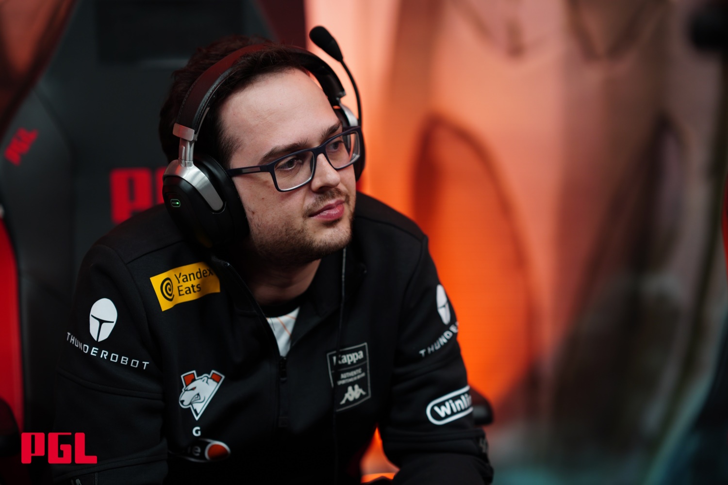 Тренер Aurora по Dota 2 назвал себя талисманом и в шутку обвинил Mira в кике