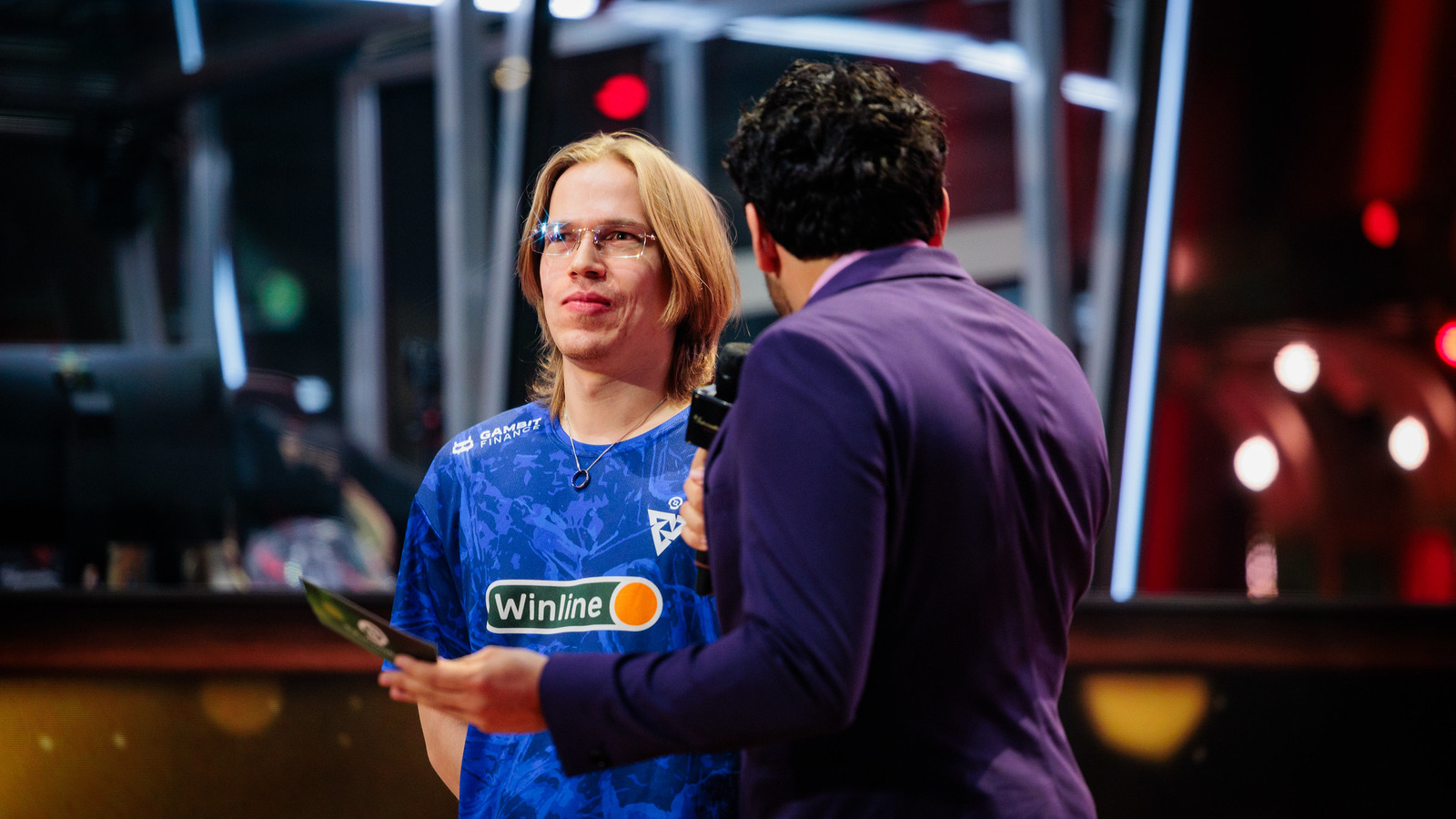 Запасной игрок Spirit по Dota 2 восхитился формой Topson и его стабильностью на стримах