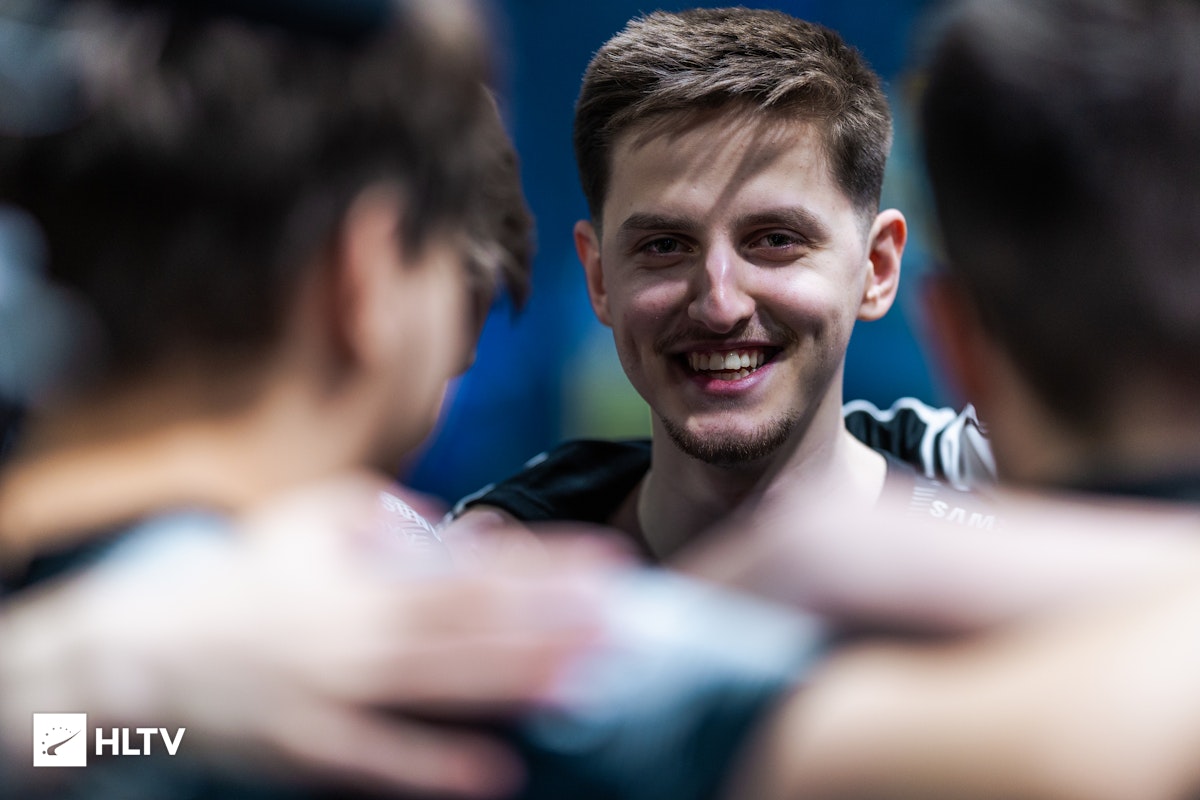 Рифлер FUT Esports по CS2 объяснил отказ игроков команды от перехода в другие клубы